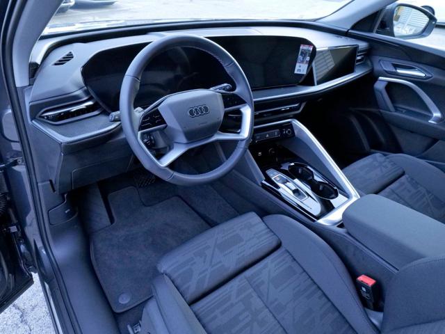 Audi Q5 Sportback NEW 2.0 Tdi Q. 204cv S-tr. S.line edit., del 2026, 50 km, in vendita a Civita Castellana (VT)