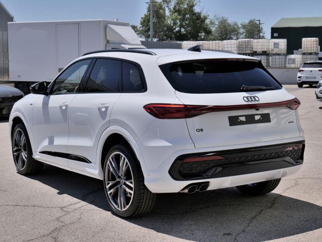 Audi Q5 NEW 2.0 Tdi Quattro 204cv S-tronic S-line edition - foto 3 di 4