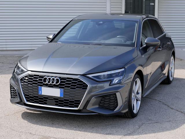 Audi A3 Sportback 2.0 (35) Tdi 150cv S-tr. S-Line edition usato a CIVITA CASTELLANA