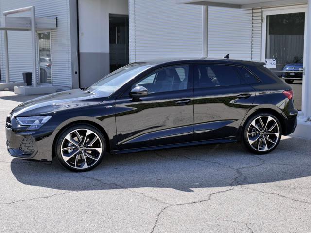 Audi A3 Sportback (NEW) 2.0 Tdi 150cv S-tronic S-line Ed. - foto 2 di 4