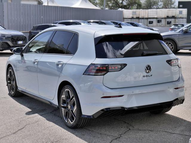Volkswagen Golf 1.5 eTsi 150cv R-Line Plus Dsg - foto 3 di 4