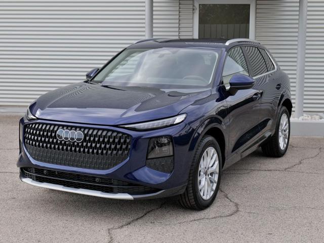 Audi Q3 1.5 e-hybrid 272cv S-tronic Business Advanced, del 2026, 50 km, in vendita a Civita Castellana (VT)