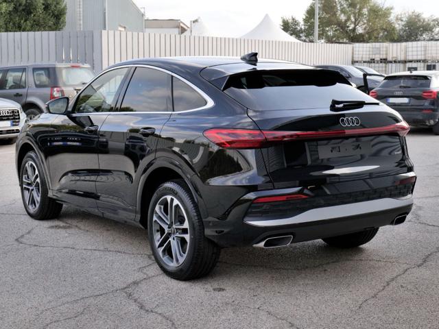 Audi Q5 Sportback NEW 2.0 Tfsi Q. 204cv S-tr. Busin. Adv. - foto 3 di 4