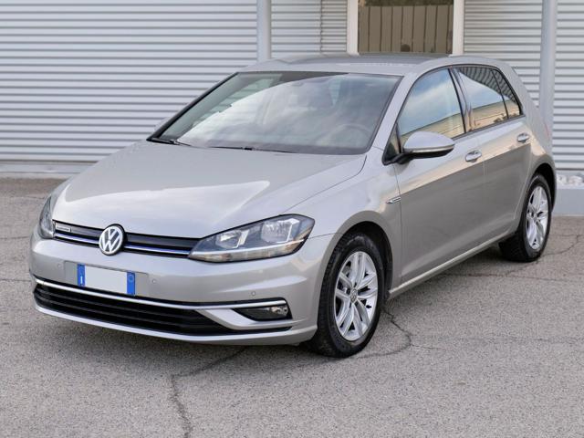 Volkswagen Golf 1.4 Tgi 110cv 5p Executive, del 2018, 141.000 km, in vendita a Civita Castellana (VT)