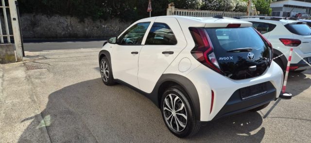 Toyota Aygo X 1.0 VVT-i 72 CV 5 porte Active - foto 3 di 4