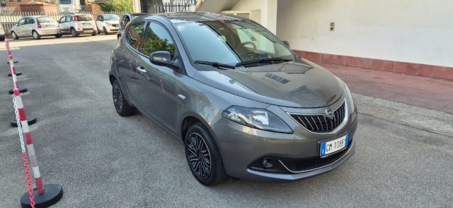 Lancia Ypsilon 1.0 FireFly 5 porte Mild Hybrid Gold - foto 3 di 4