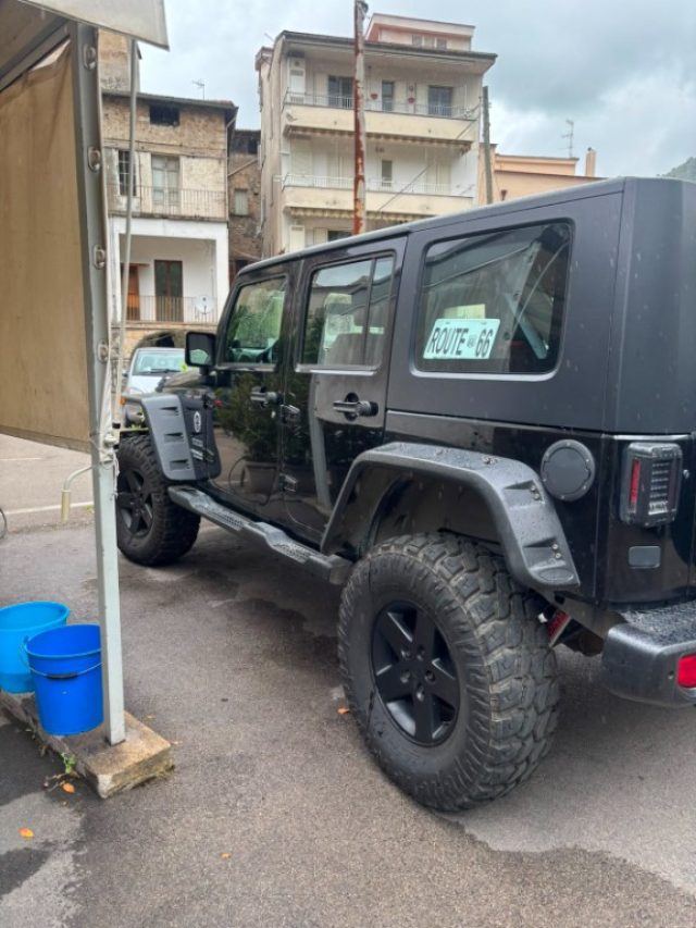 Jeep Wrangler 2.8 CRD DPF Rubicon JK - foto 3 di 4