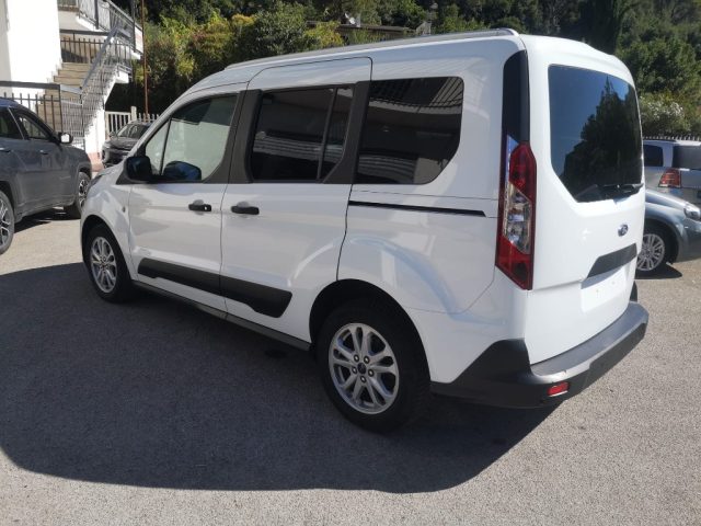 Ford Tourneo Connect 1.5 TDCi 101 CV Titanium - foto 4 di 4