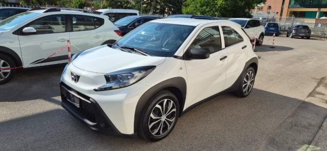 Toyota Aygo X 1.0 VVT-i 72 CV 5 porte Active, del 2022, 25.107 km, in vendita a Itri (LT)