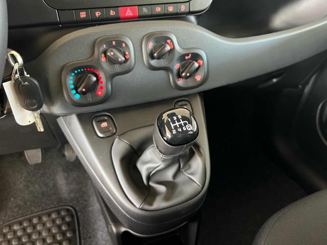Fiat Panda 1.0 FireFly S&S Hybrid, del 2025, in vendita a Stradella (PV)
