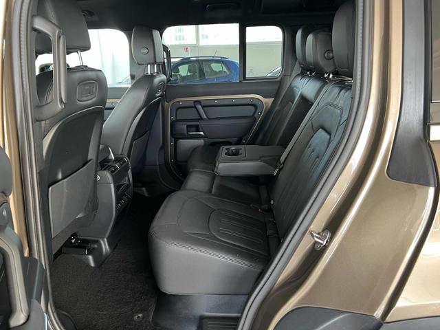 Land Rover Defender 110 3.0D I6 200 CV AWD Auto X-Dynamic SE AUTOCARRO usato a STRADELLA