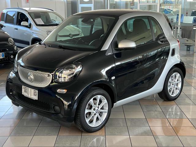 smart forTwo 90 0.9 Turbo Passion usato a STRADELLA