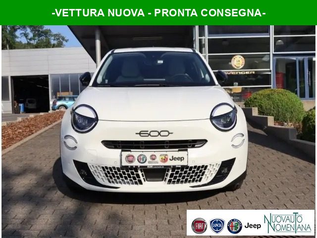 Fiat 600 Hybrid 110CV DCT6 MHEV La Prima NAVI KM0 - foto 2 di 4