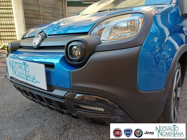 Fiat Panda Pandina Cross 1.0 FireFly Hybrid 5°P KM0 - foto 3 di 28