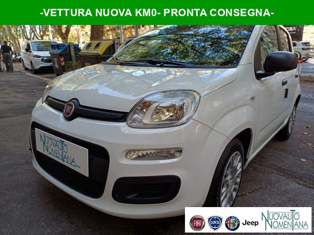 Fiat Panda Pandina 1.0 FireFly S&S Hybrid Icon Vettura Nuova km 0 a ROMA