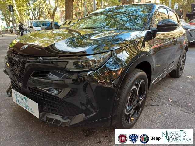 Alfa Romeo Junior 1.2 ibrida Ti 145cv edct6 Tetto Apribile KM0 - foto 2 di 4