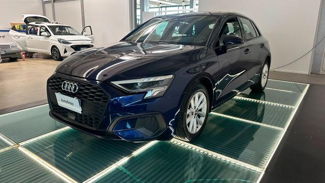 Audi A3 SPB 30 TDI Business - foto 3 di 4