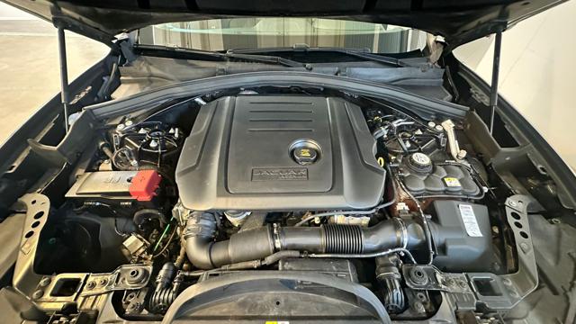 Jaguar F-Pace 2.0 D 180 CV AWD aut.Prestige"PERFETTA &GARANTITA", del 2019, 109.861 km, in vendita a Reggio Nell Emilia (RE)