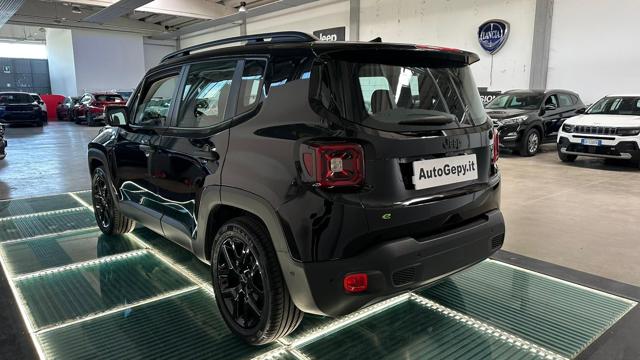 Jeep Renegade 1.5 Turbo T4 MHEV Summit - foto 4 di 4