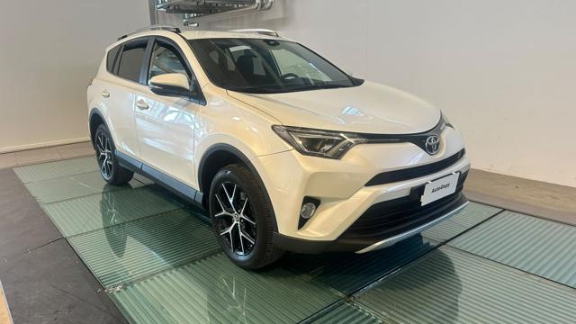 Toyota RAV 4 RAV4 2.0 D-4D 2WD Style, del 2016, 46.400 km, in vendita a Reggio Nell Emilia (RE)