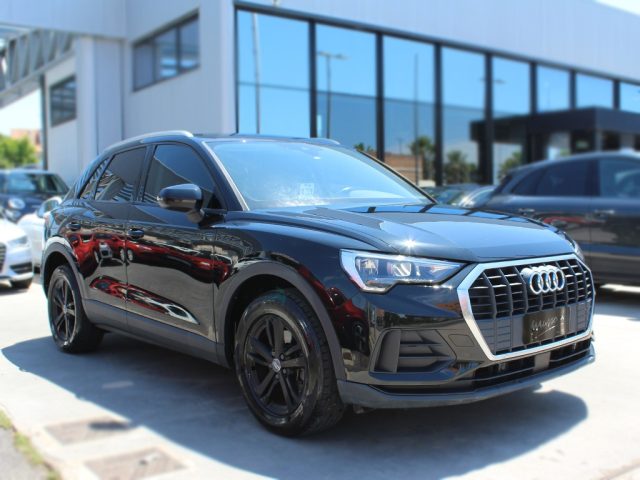 Audi Q3 35 TFSI Business usato a CIVITAVECCHIA