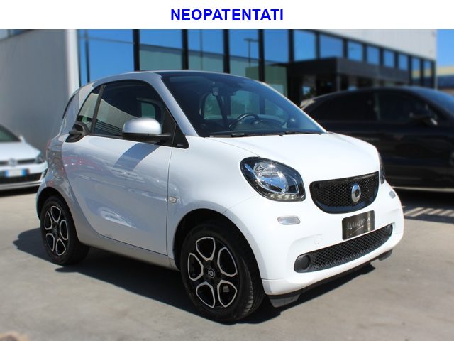 smart forTwo 1.0 twinamic Passion 70CV -PROMO- usato a CIVITAVECCHIA