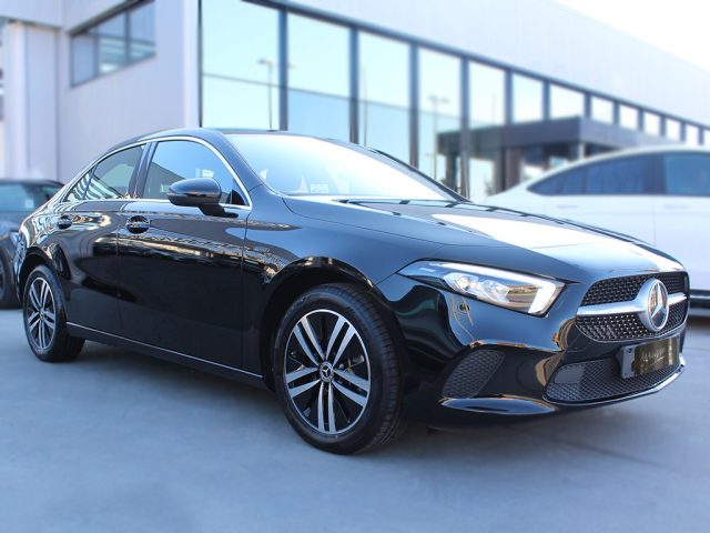 Mercedes-Benz A 250 E PHEV SPORT AUTO usato a CIVITAVECCHIA