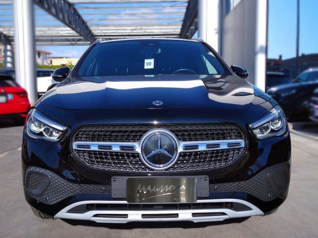 Mercedes-Benz GLA 250 E PHEV hybrid EQ Sport auto usato a CIVITAVECCHIA