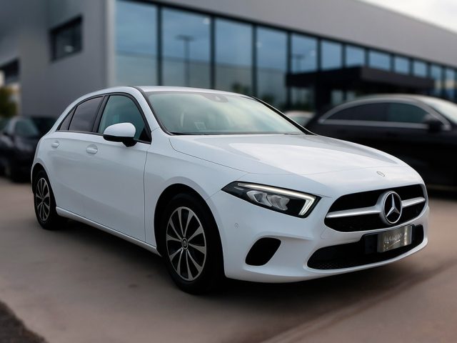 Mercedes-Benz A 180 d Automatic Business Extra usato a CIVITAVECCHIA