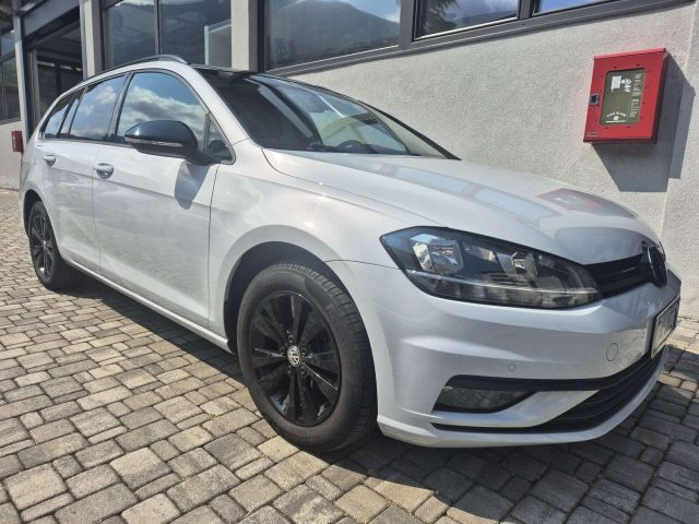 Volkswagen Golf Variant Golf Variant 1.6 tdi Executive 110cv usato a LECCO