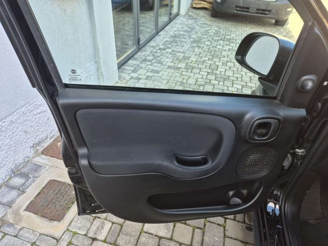 Fiat Panda Panda 1.0 firefly hybrid City Life - foto 3 di 4