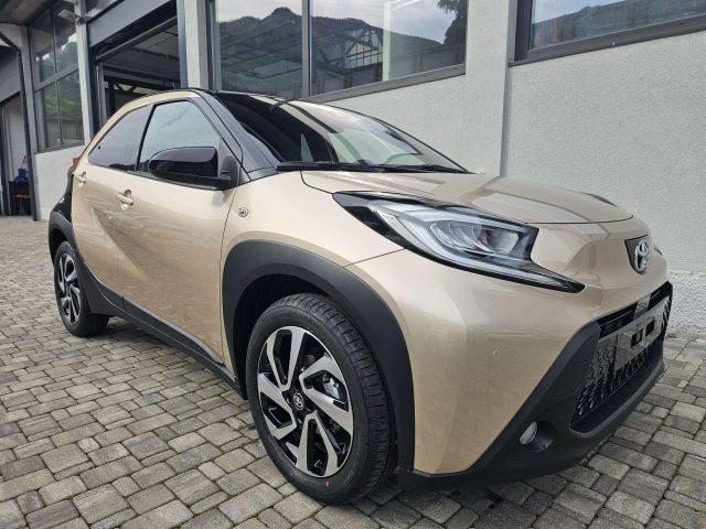 Toyota Aygo X Aygo X 1.0 72cv usato a LECCO
