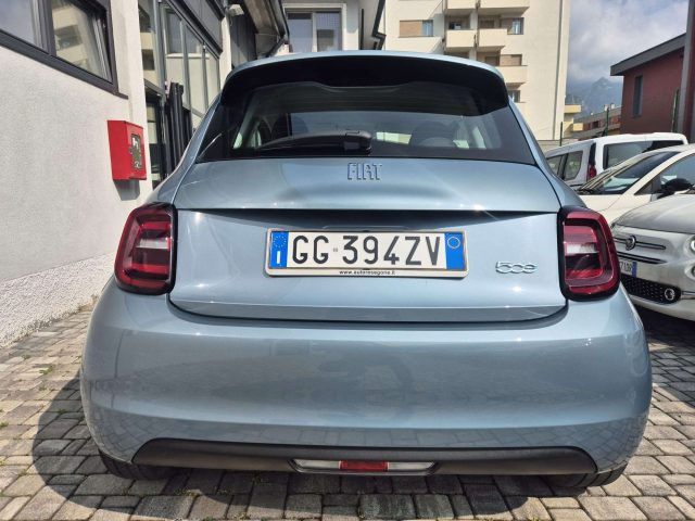 Fiat 500e 500e 42 kWh Icon, del 2021, 31.400 km, in vendita a Lecco (LC)