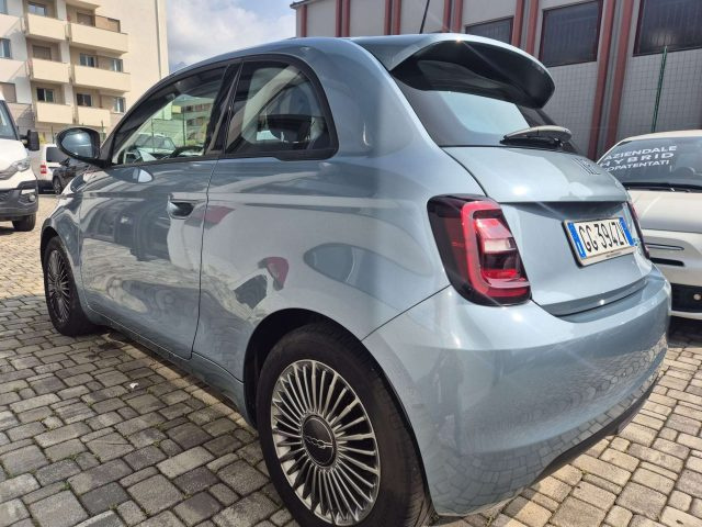 Fiat 500e 500e 42 kWh Icon - foto 3 di 4
