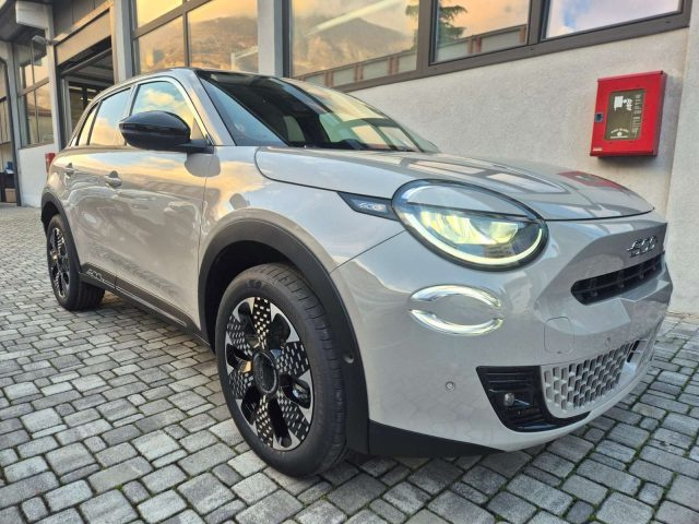 Fiat 600 600 1.2 hybrid La Prima 145cv CAMBIO AUTOM km 0 a LECCO