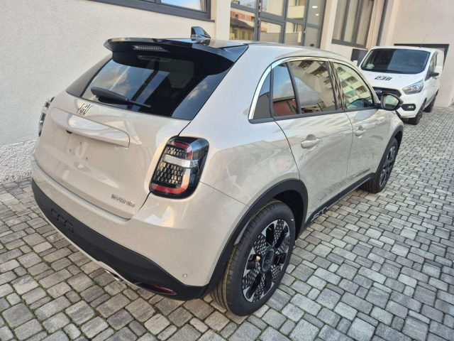 Fiat 600 600 1.2 hybrid La Prima 145cv CAMBIO AUTOM - foto 4 di 4