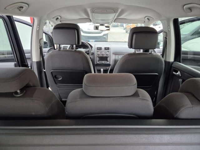 Volkswagen Touran Touran 1.6 tdi cambio automatico dsg 7 POSTI, del 2014, 195.000 km, in vendita a Lecco (LC)