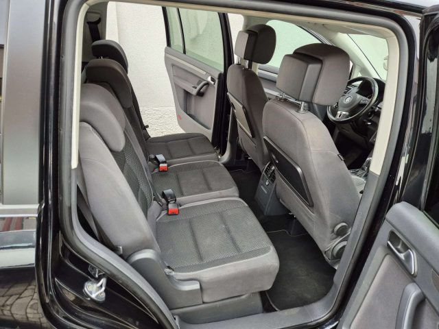 Volkswagen Touran Touran 1.6 tdi cambio automatico dsg 7 POSTI, del 2014, 195.000 km, in vendita a Lecco (LC)