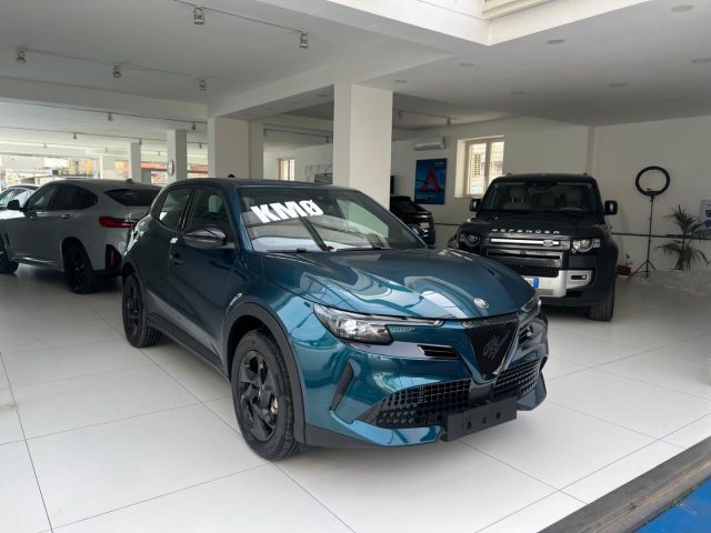Alfa Romeo Junior 1.2 145 CV Hybrid eDCT6 tua da ?289,00 - foto 3 di 4
