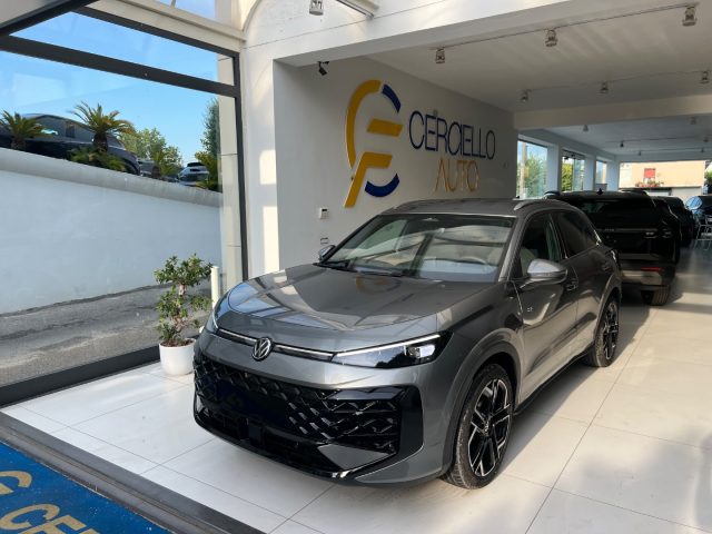 Volkswagen T-Roc 1.5 eTSI ACT 150 CV DSG R-Line da ?389,00 mensili - foto 3 di 4