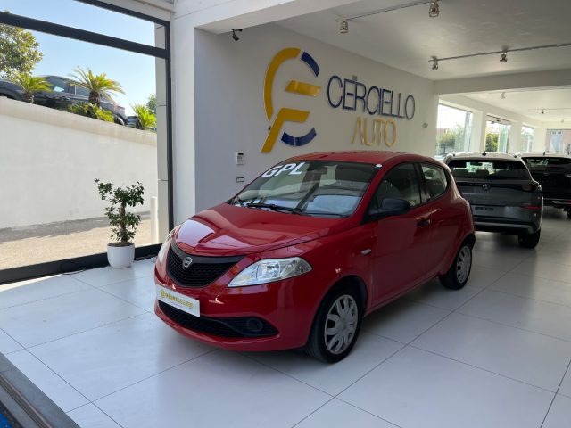Lancia Ypsilon 1.2 69 CV 5 porte GPL Ecochic Elefantino Blu DA?99 - foto 2 di 4