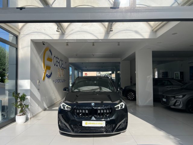 BMW iX1 sDrive 18d Msport tua da e429,00 - foto 2 di 4