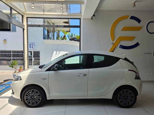 Lancia Ypsilon 1.2 69 CV 5 porte GPL Ecochic Gold da ?110,00 - foto 4 di 4