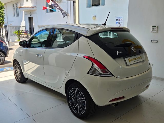 Lancia Ypsilon 1.2 69 CV 5 porte GPL Ecochic Gold da ?110,00 - foto 3 di 4