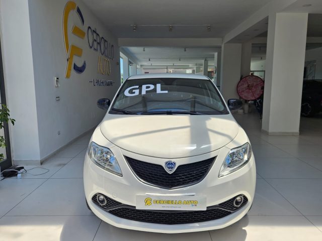 Lancia Ypsilon 1.2 69 CV 5 porte GPL Ecochic Gold da ?110,00 usato a SOMMA VESUVIANA