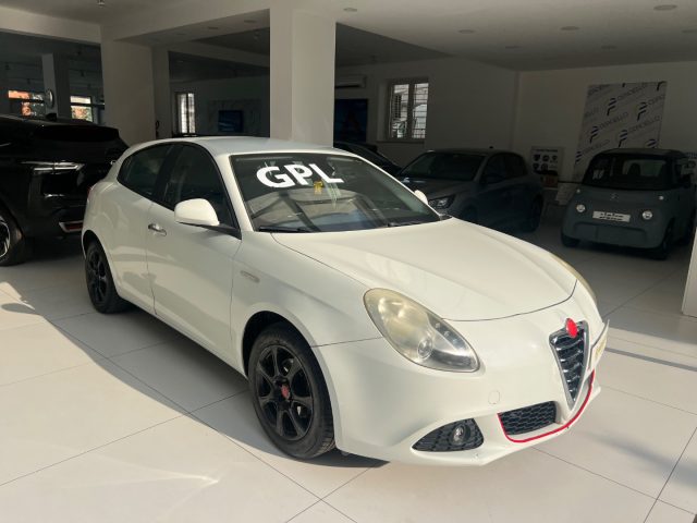 Alfa Romeo Giulietta 1.4 Turbo 120 CV GPL Distinctive - foto 4 di 4