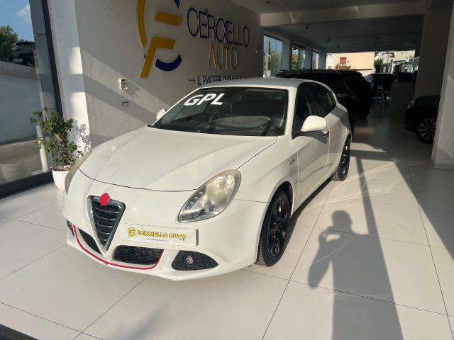 Alfa Romeo Giulietta 1.4 Turbo 120 CV GPL Distinctive - foto 2 di 4
