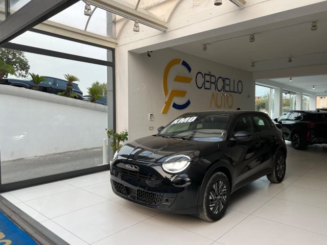 Fiat 600 Hybrid 110 CV DCT MHEV Pop da ?249,00 mensili km 0 a SOMMA VESUVIANA