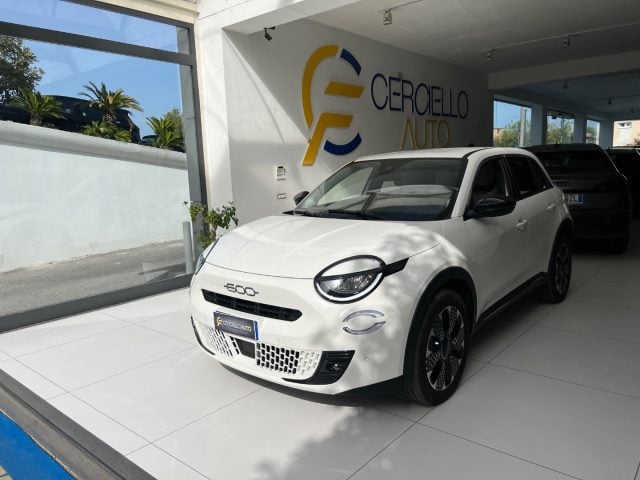 Fiat 600 Hybrid 110 CV DCT MHEV La Prima da?229,00 mensili - foto 4 di 4