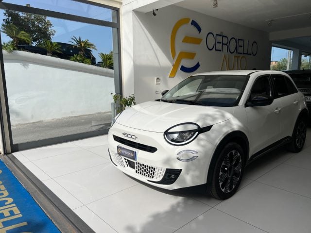 Fiat 600 Hybrid 110 CV DCT MHEV La Prima da?229,00 mensili - foto 3 di 4